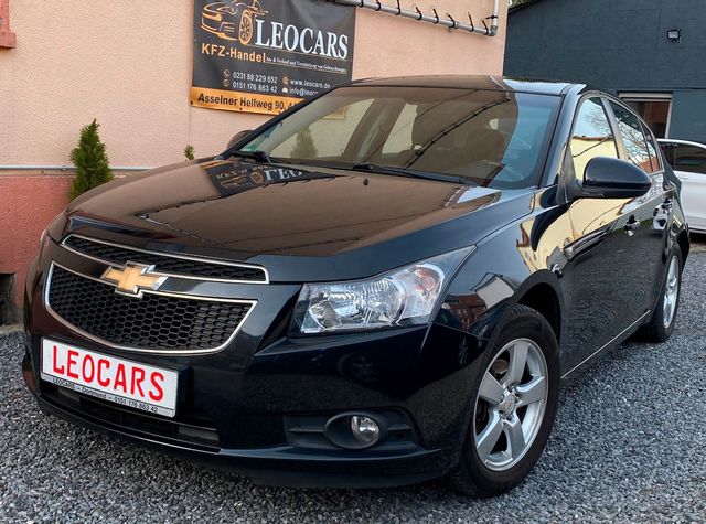 Chevrolet Cruze, 1.6 L, Parksensor, Tempomat