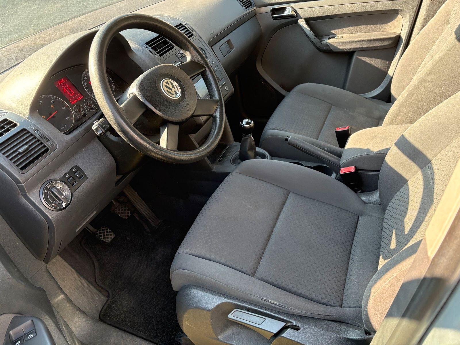 Volkswagen Touran 2005 — photo 13