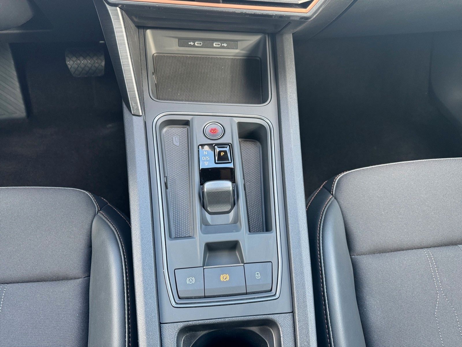Fahrzeugabbildung CUPRA Formentor 1.5 TSI