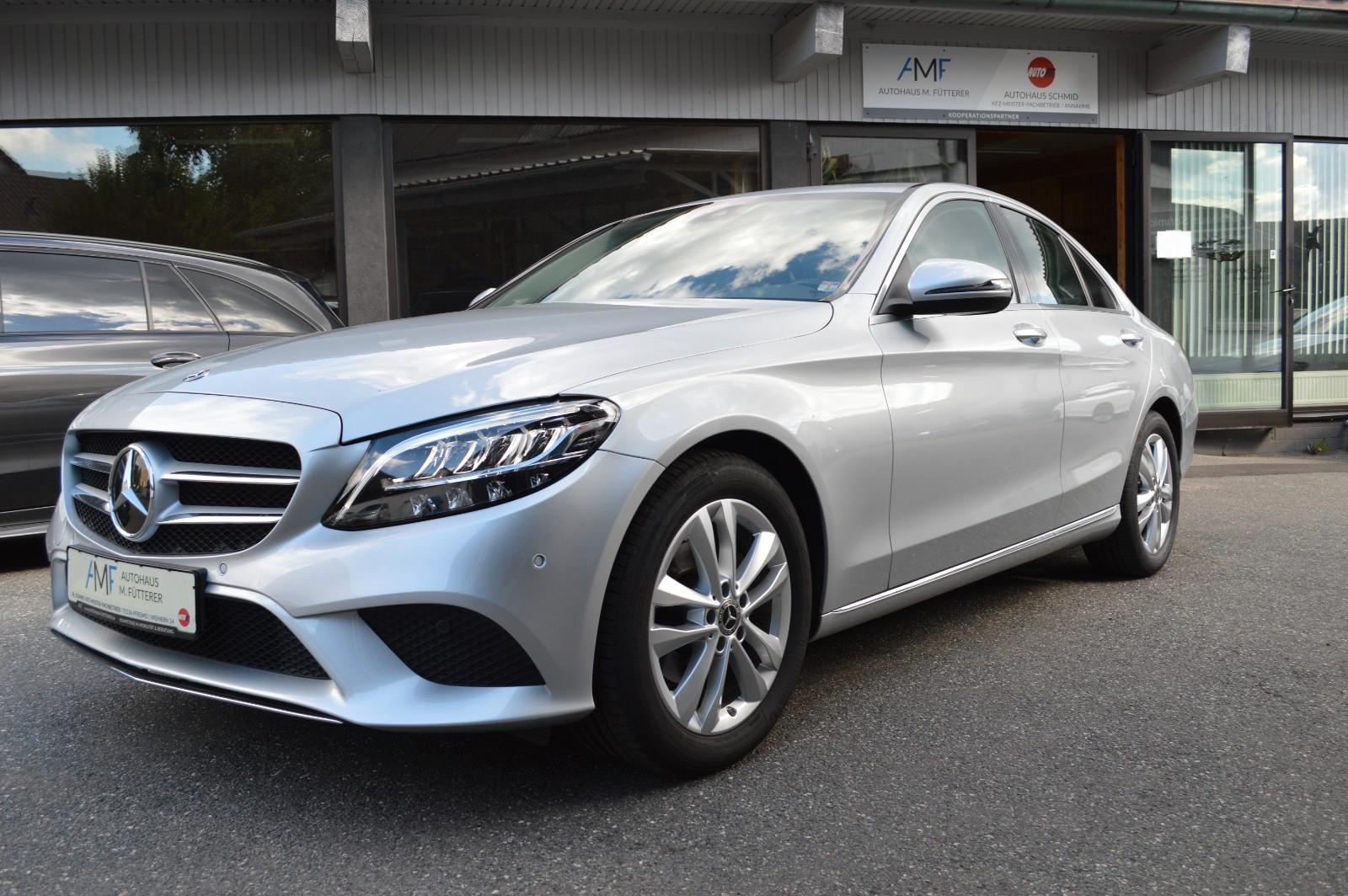 Mercedes-Benz C 180 "Avantgarde"Autom.9G/SHD/LED/Nav./R-Kamera