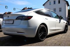 Fahrzeugabbildung Tesla Model 3 Standard Range Plus RWD*Panorama*Kamera*