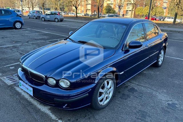 Jaguar JAGUAR X-Type 2.5 V6 24V cat Classic