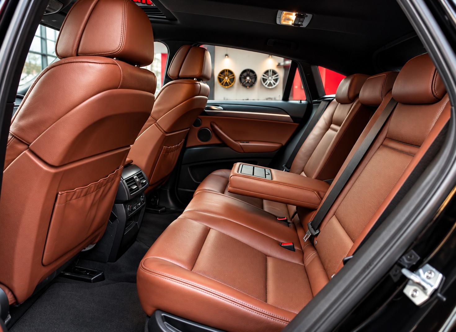 BMW X6 M50D 3.0 V6 381ch XDRIVE - AFFICHAGE TÊTE HAUTE - TOIT PANORAMIQUE - CAMÉRA 360° - SIÈGES MASSANTS - SUSPENSION PNEUMATIQUE