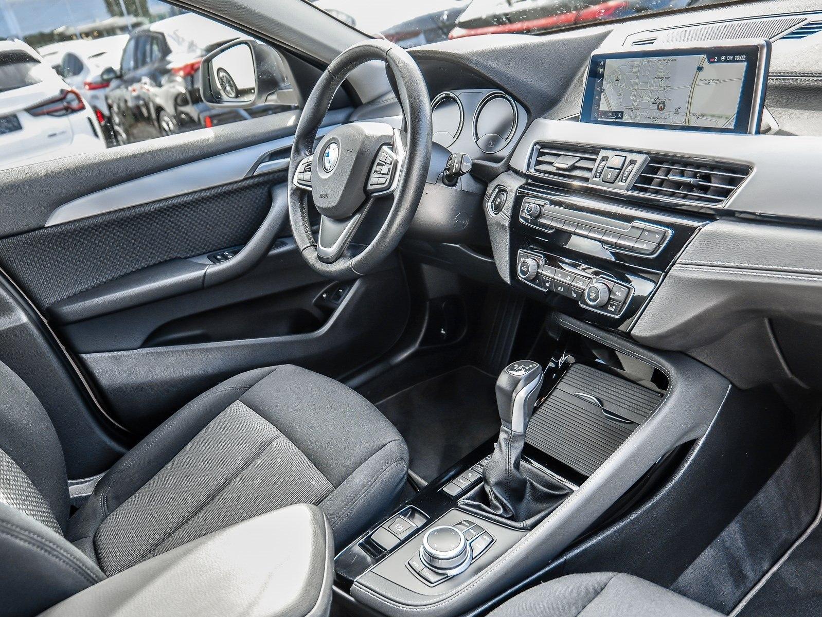 BMW X2 xDrive25e A RFK NAVI LED Sound Syst. PDC V+H