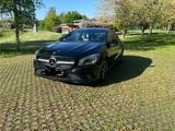 Mercedes-Benz  CLA 180 ,- - Mercedes-Benz CLA 180 in Stuttgart