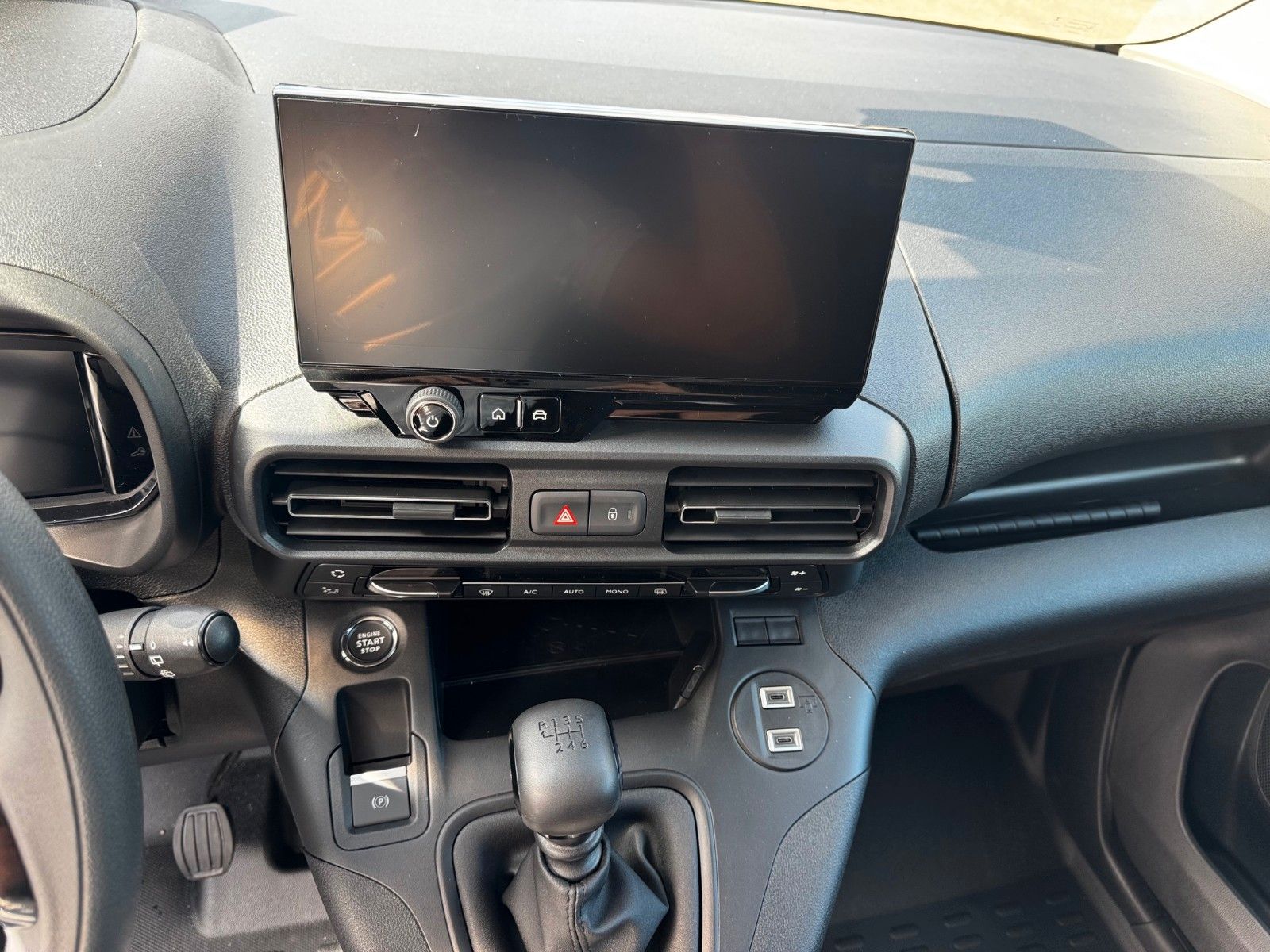 Fahrzeugabbildung Fiat Doblò Kastenwagen L1 1.5 BlueHDi 75 kW