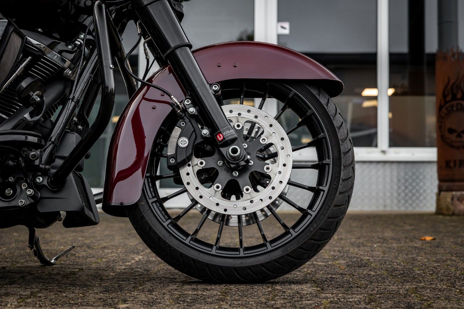 Fahrzeugabbildung Harley-Davidson FLHRXS ROAD KING SPECIAL 114 CUI - JEKILL&HYDE -