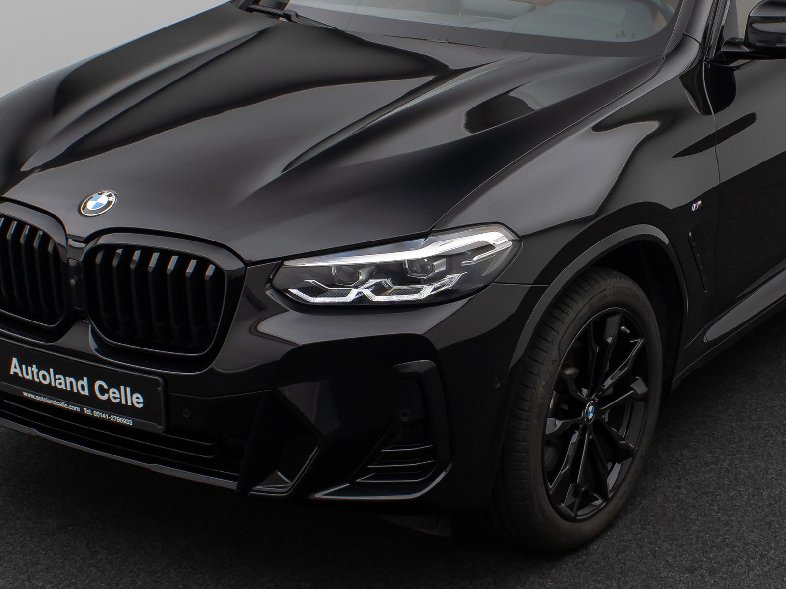 Fahrzeugabbildung BMW X3 xD30i M Sport DAB 360° Komfort Leder 20Zoll