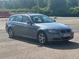 BMW 318d Auto. |1.Hand |PDC |Navi |AHK |SHG |8xALU!! - BMW 318 aus 2011: 318d