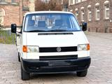 Volkswagen T4 andere  1.9 TDI  Anhängerkupplung  3 Sitzer - Volkswagen T4: 1.9