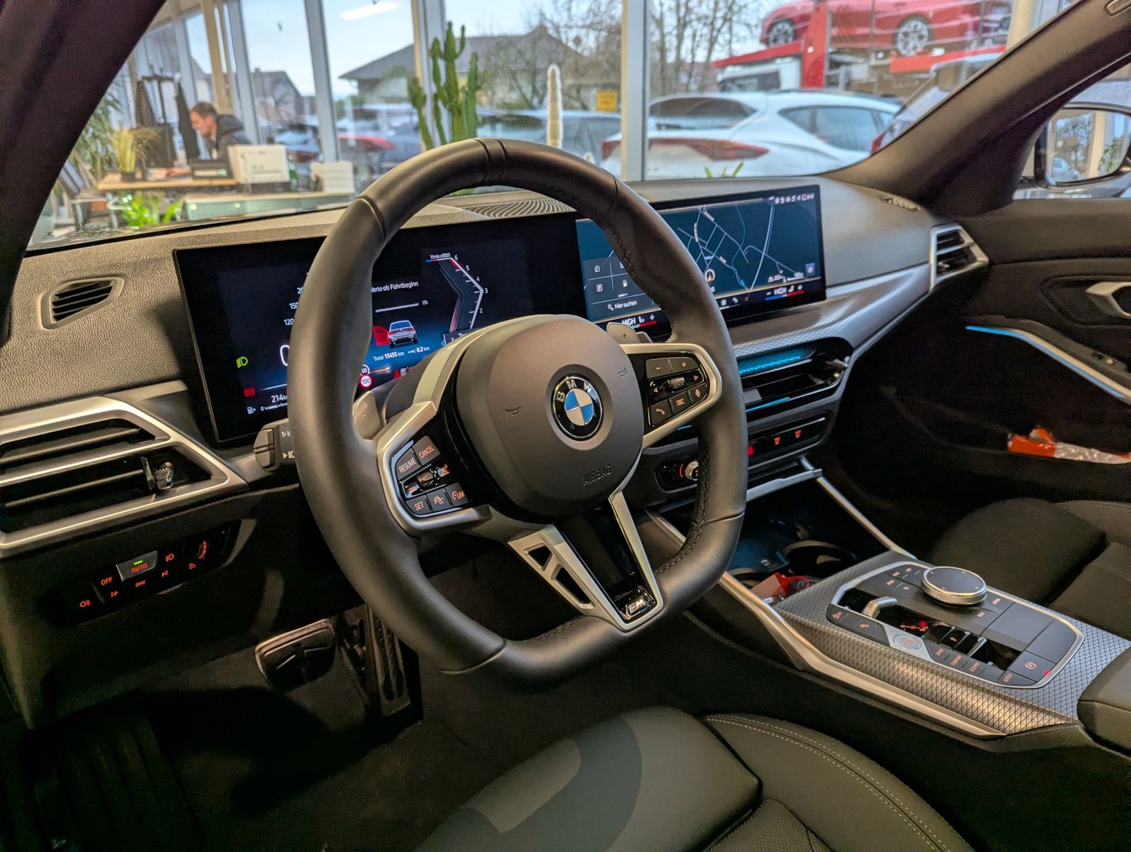 BMW 330 d xD M-Sport Pano LED-adaptiv ACC AHK - Image 19