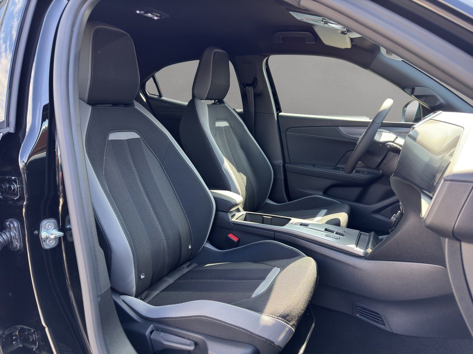 Fahrzeugabbildung Opel Mokka 1.2 Mild-Hybrid Aut. Ultimate/KAMERA/ACC/