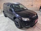 Skoda Yeti Monte Carlo 2.0 TDI Pano SD Cam Bi-Xen AHK - Skoda Yeti: Schiebedach