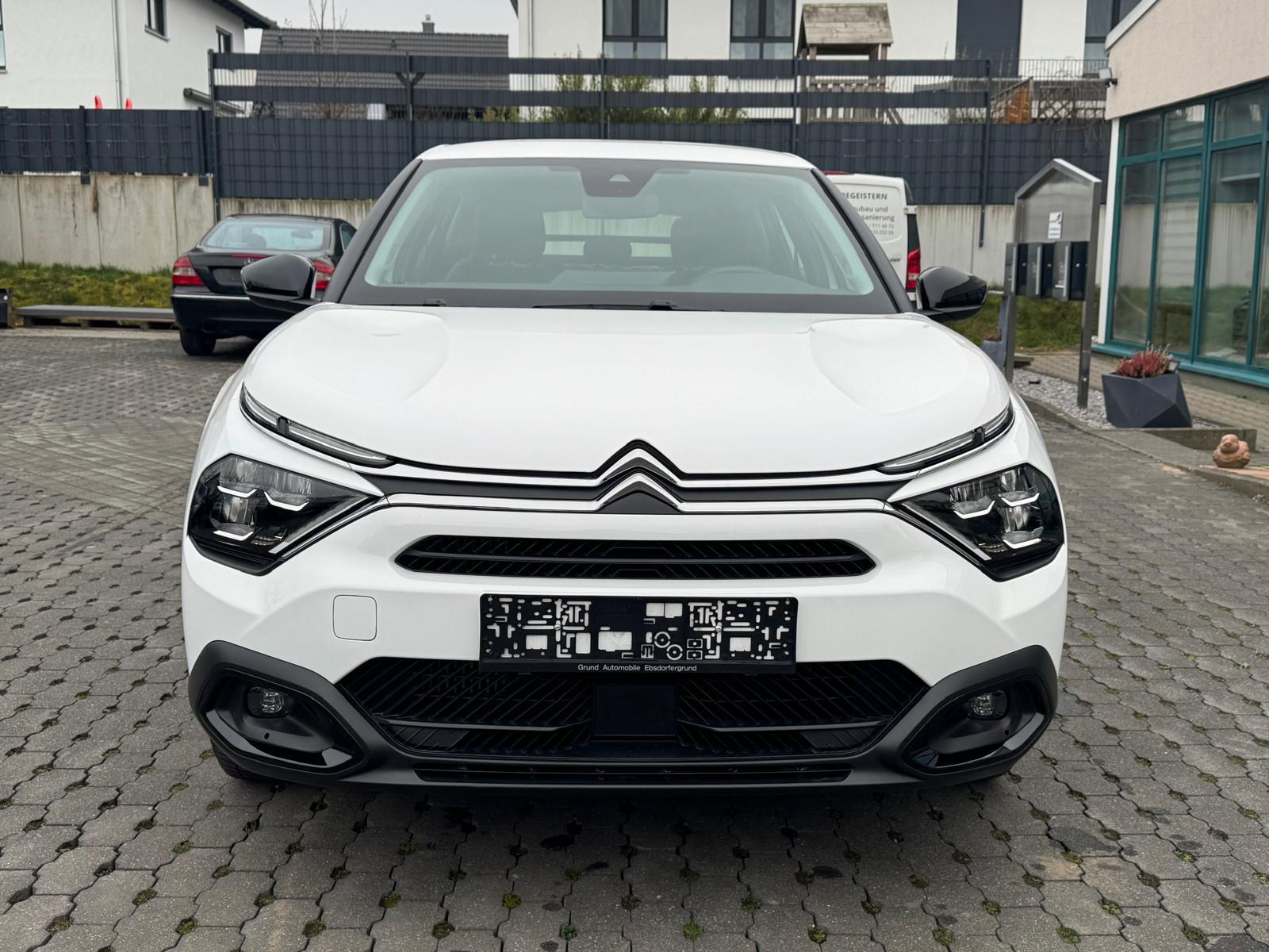 Citroën C4 1.2 PureTech VIRTU+LED+TEMPO+KAM+CARPLAY+