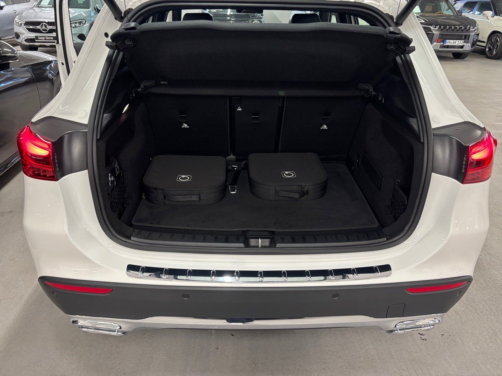 Fahrzeugabbildung Mercedes-Benz GLA 250 e Progressive*AHK*Distro*360*MBeam*11kW*