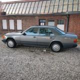Mercedes-Benz Mercedes W 124  300D 6 Zylinder - Mercedes-Benz 300: D W124