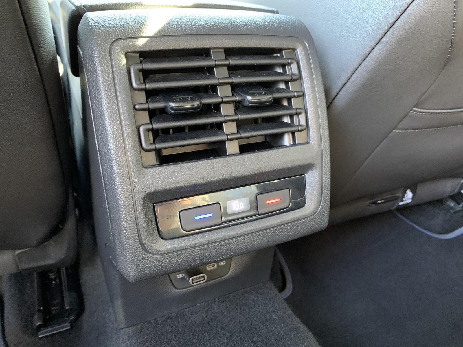 Volkswagen Golf VIII R 4Motion Performance+HUD+H&K+19erLM, миниатюра 11