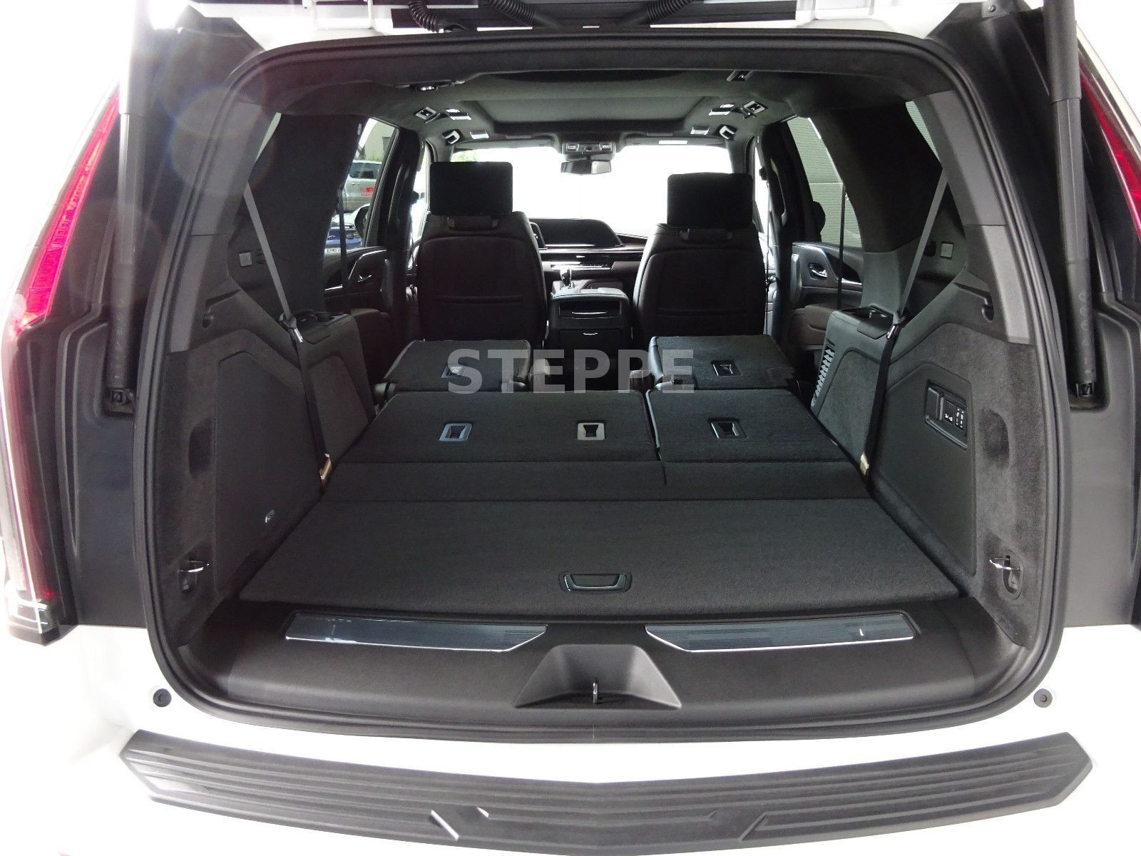 Cadillac Escalade 6.2 V8 Sport Platinum EU-Navi Luftfed.