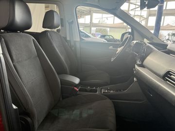 Volkswagen Caddy Maxi eHYBRID DSG STYLE LED ACC KAM 7SITZ