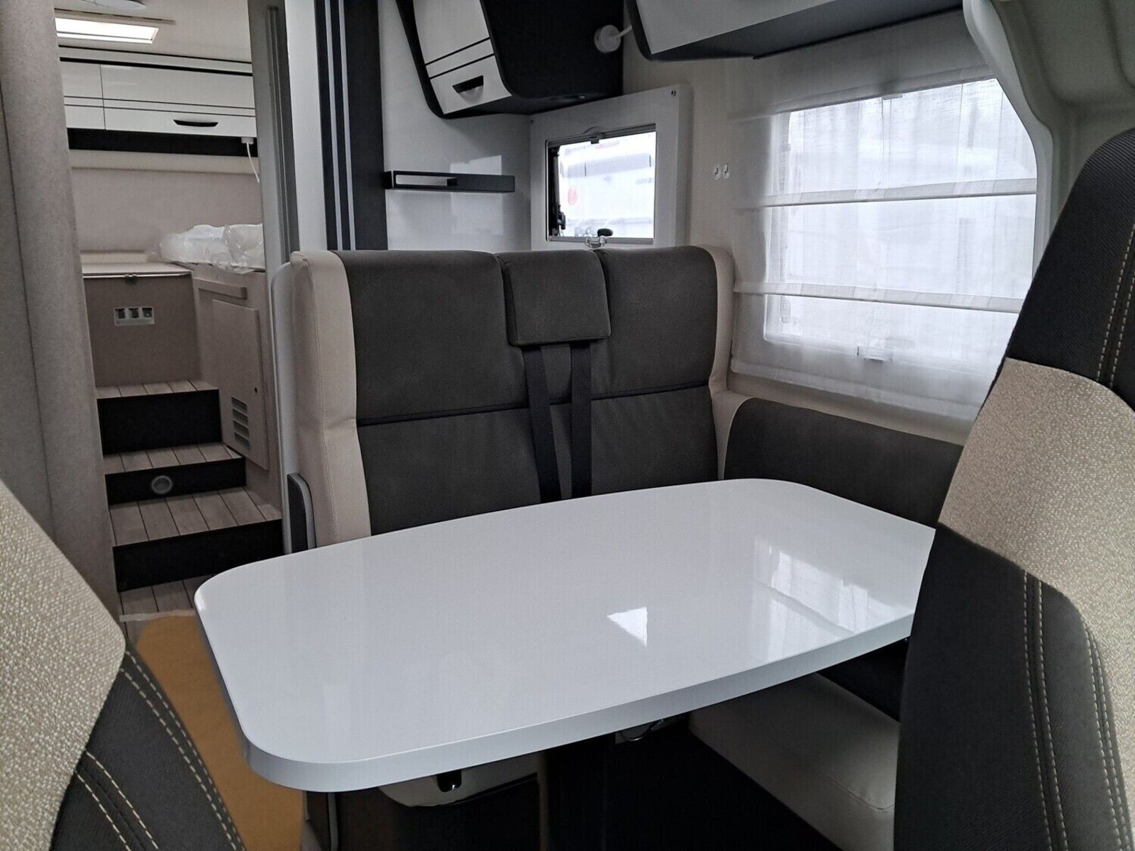 Fahrzeugabbildung Forster T F745 EB LTE,Solar,Markise,Hubbett
