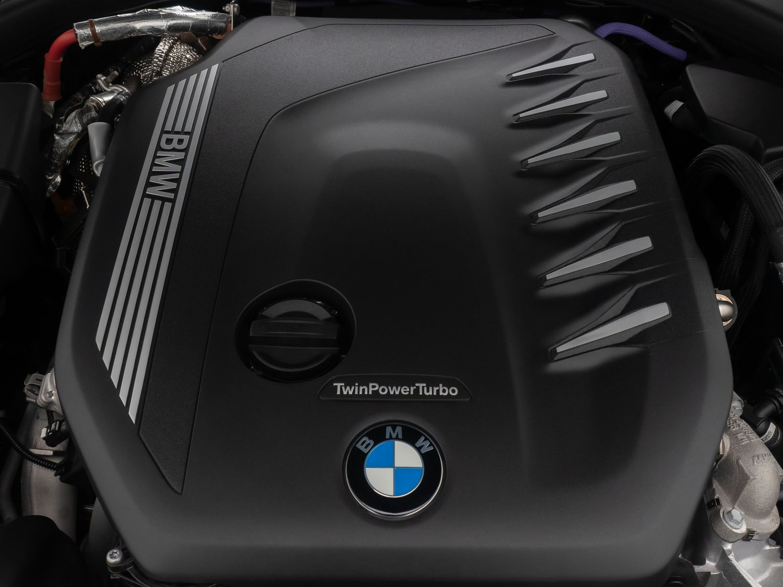 Fahrzeugabbildung BMW 330d xD M Sport DAB Kamera HUD Panorama HiFi 19"