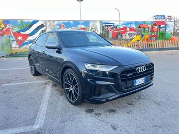 Audi Q8 - 1