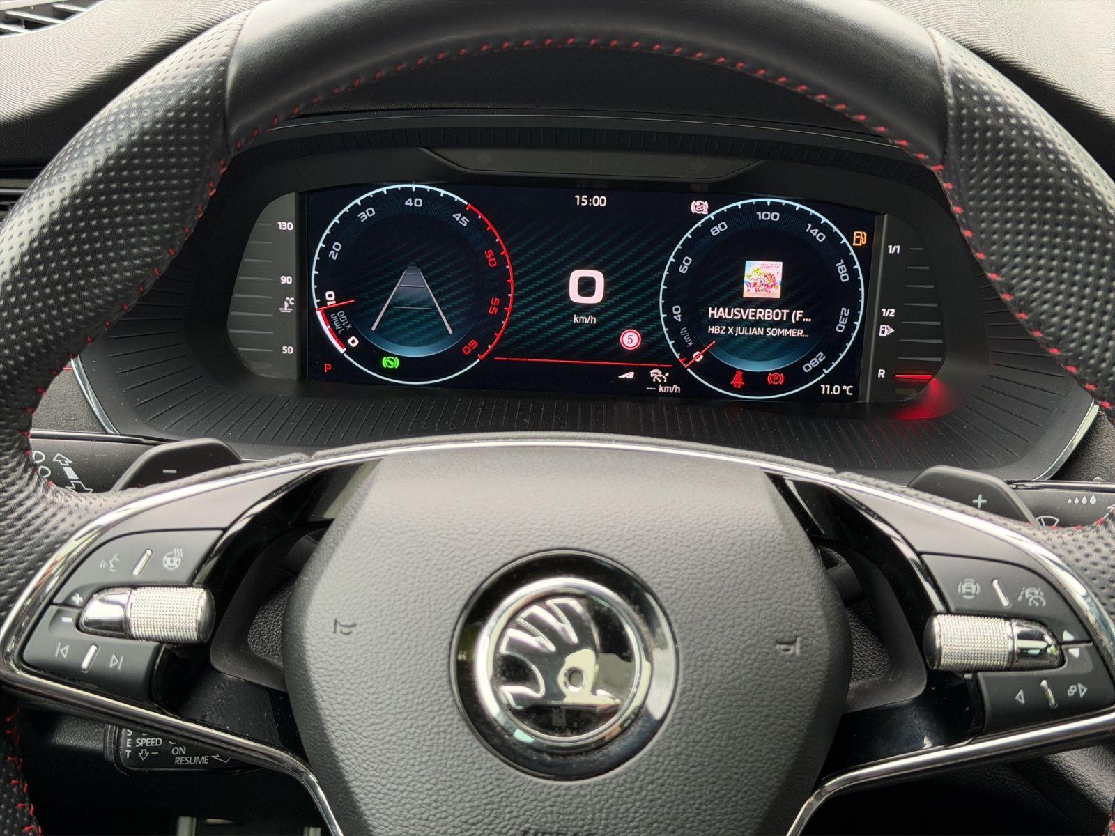 Skoda Octavia Combi RS 2.0 TDI LED*Navi*AHK*Panorama