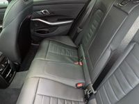 BMW 330 - Vorschau Bild 13