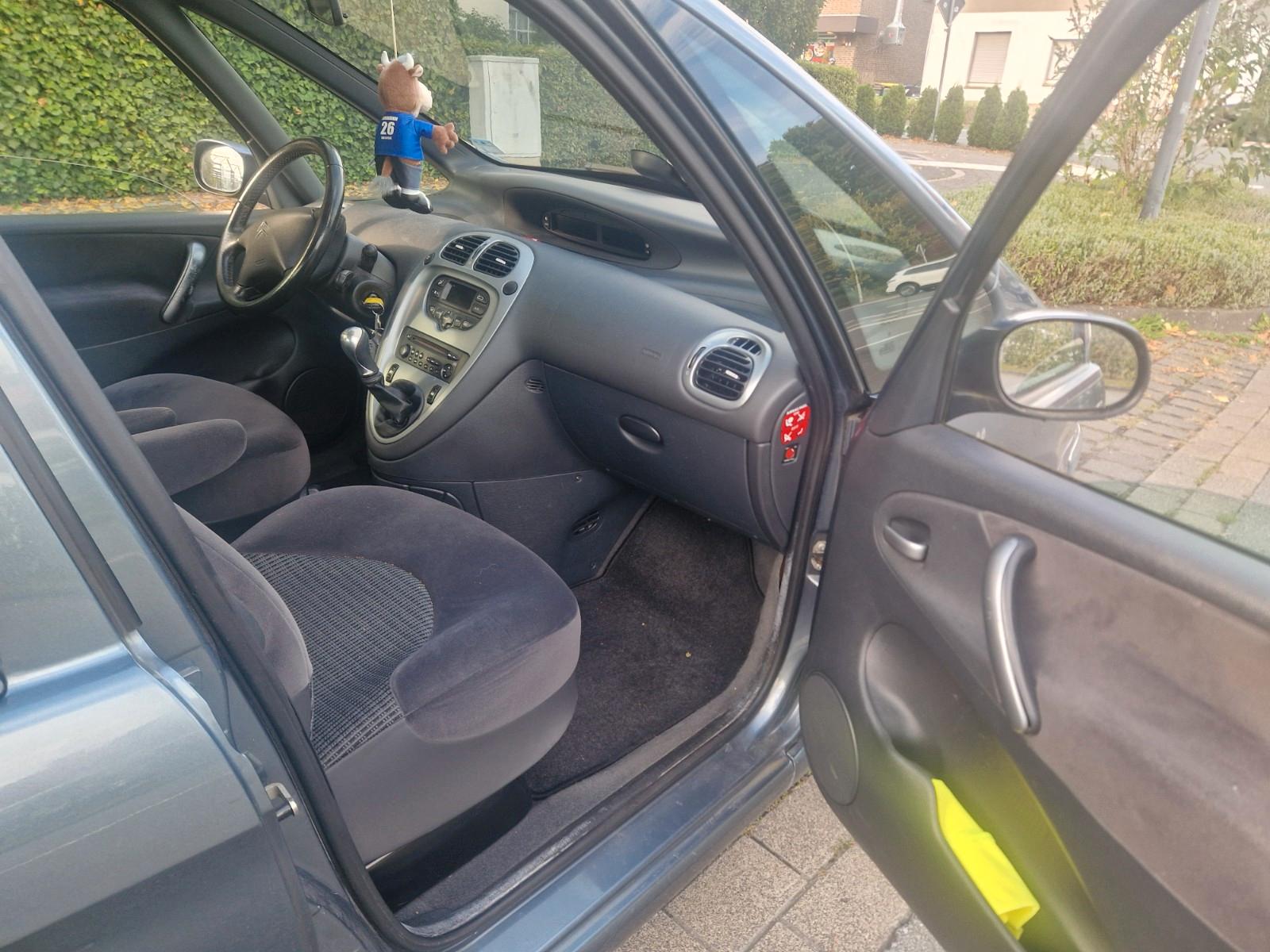 Citroën Xsara Picasso 1.6 16V Style tüv neu Scheckheft