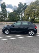 Audi A1 Ambition Luxe 1.0 TFSI 82 PS - Audi A1 mit Benzin-Antrieb: Kombi