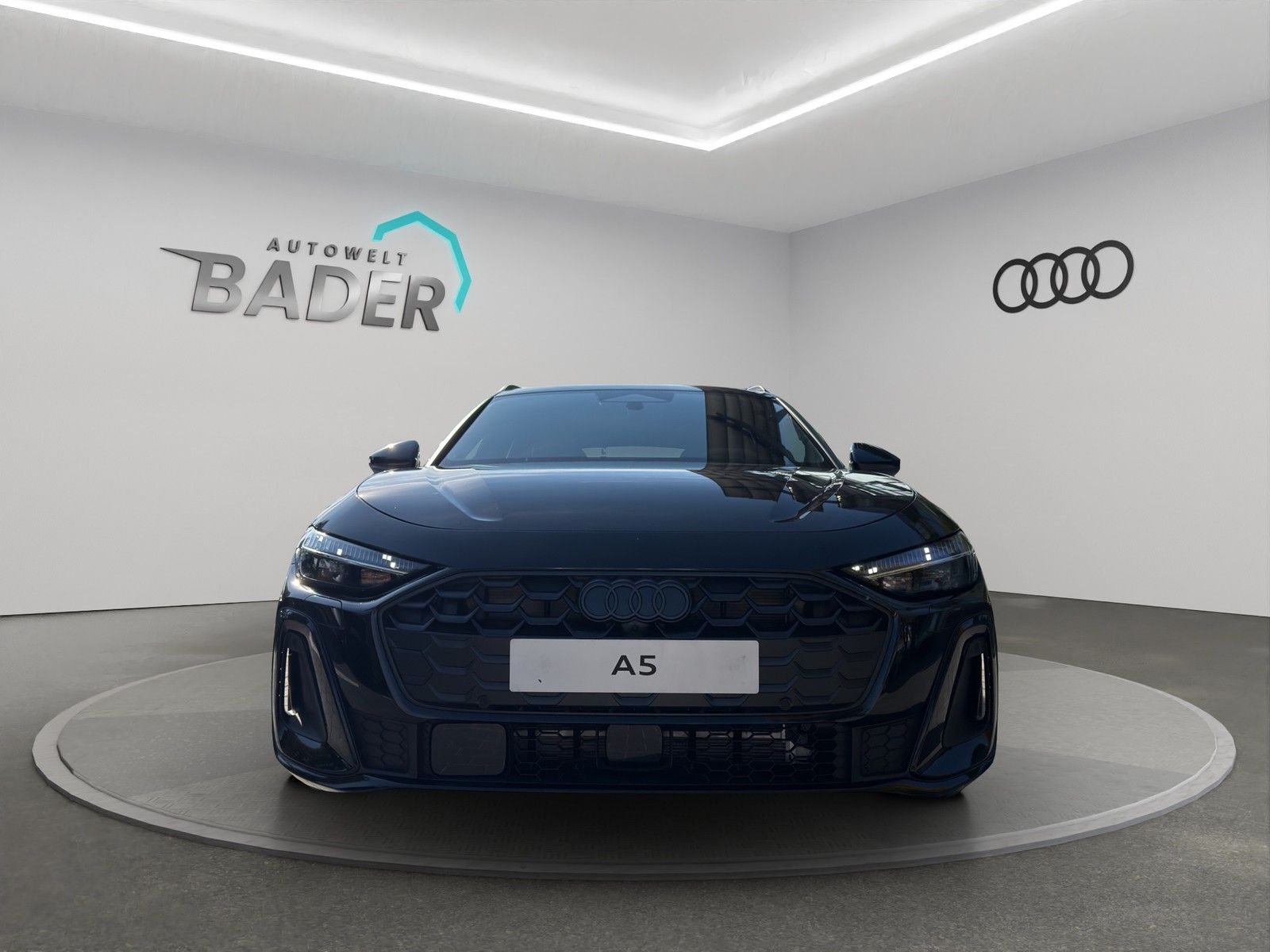 Audi A5 Avant e-hybrid quattro 270 kW S tronic imagem 2