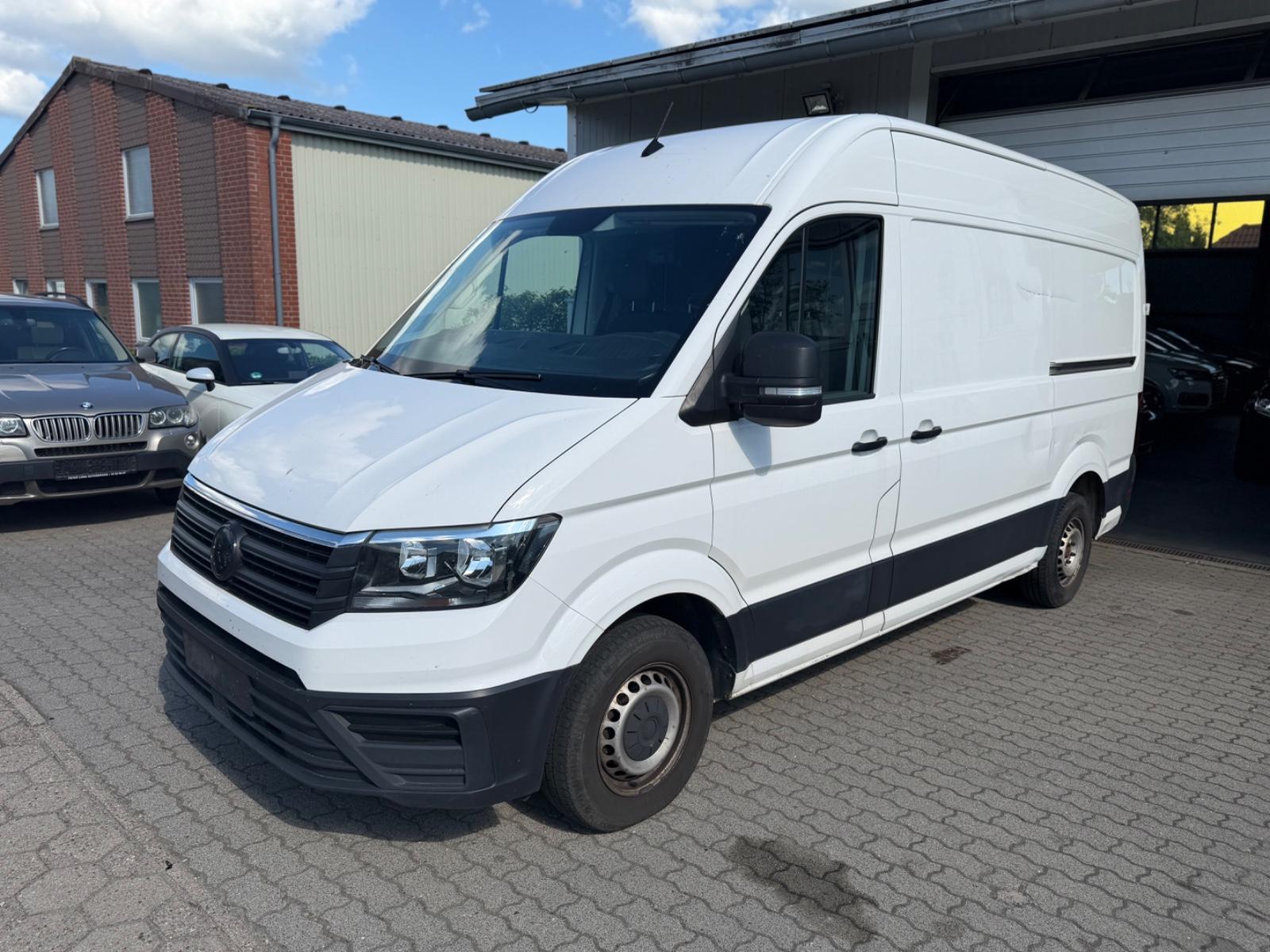 Volkswagen Crafter Kasten Kasten 30 mittellang Hochdach FWD