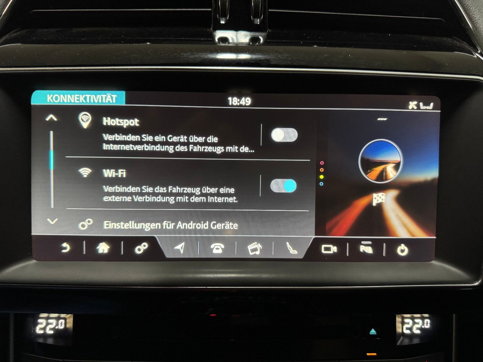 Fahrzeugabbildung Jaguar XE 2.0 d 8GT LANDMARK R-SPORT BLACK EDITION VOLL