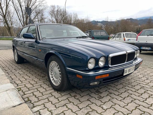 Jaguar XJ6 Executive