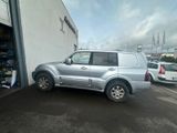 Mitsubishi Pajero sport - Mitsubishi Pajero: Sport