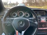 Mercedes-Benz E 320 Coupé E 320 - - Mercedes-Benz E 320