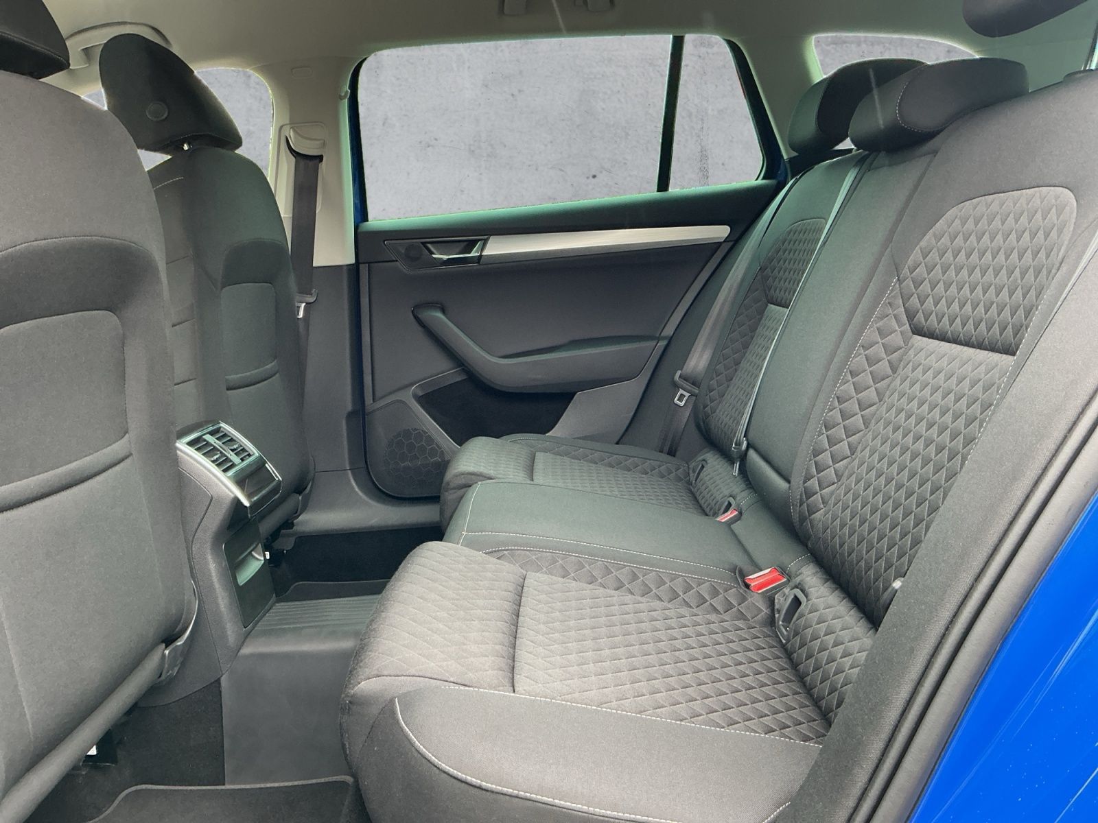 Skoda Superb - Bild 16