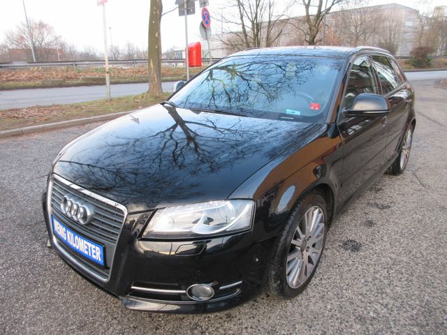 Audi A3 1.4 TFSI Attraction Vollausstattung