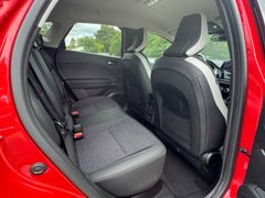 Fahrzeugabbildung Captur II Techno TCe 140 WinterPaket+Allwetterr+