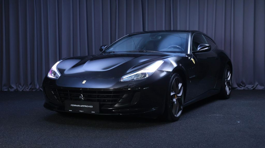 Ferrari GTC4Lusso