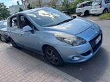 Renault Scenic Expression 1.6 16V 110 Expression - Renault Scenic: Standheizung