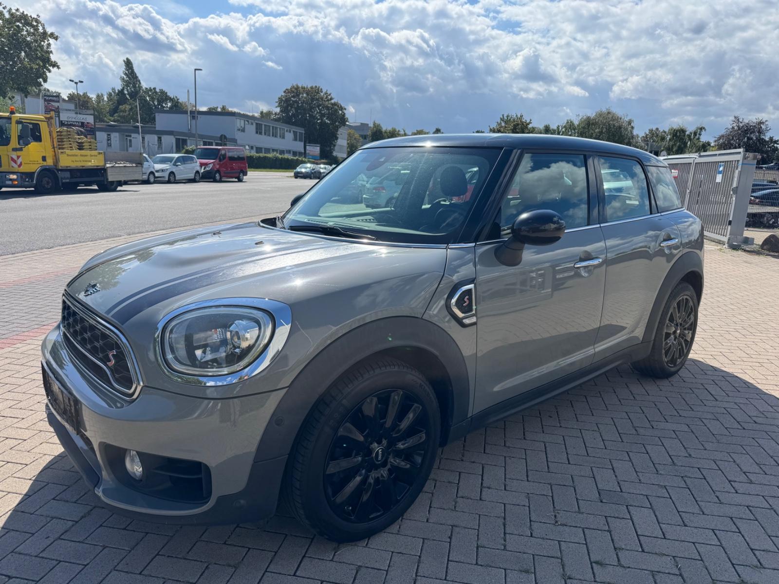 MINI Countryman S (Cooper)