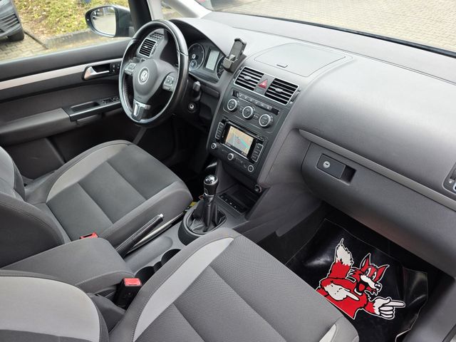 VW Touran — Foto 22