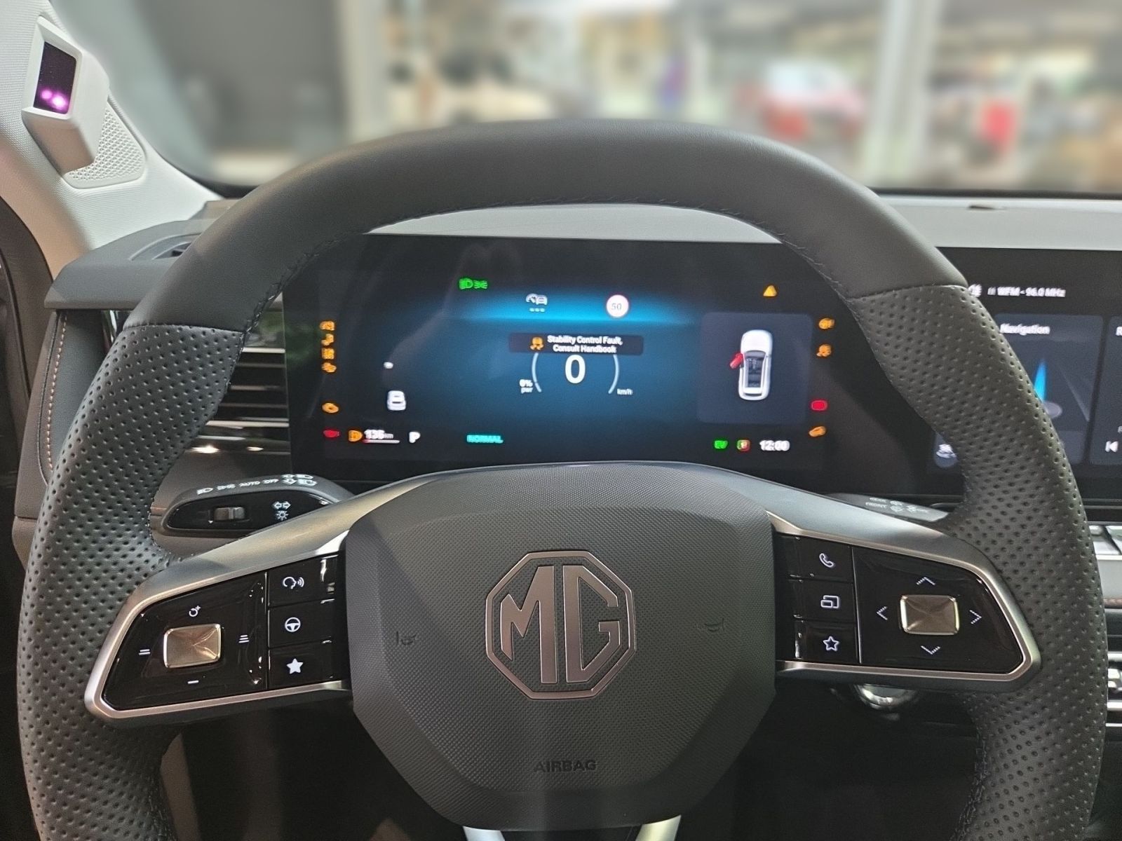 Fahrzeugabbildung MG HS 1.5 Hybrid+ 165 kW Luxury *NAVI*KAMERA*SITZHZ