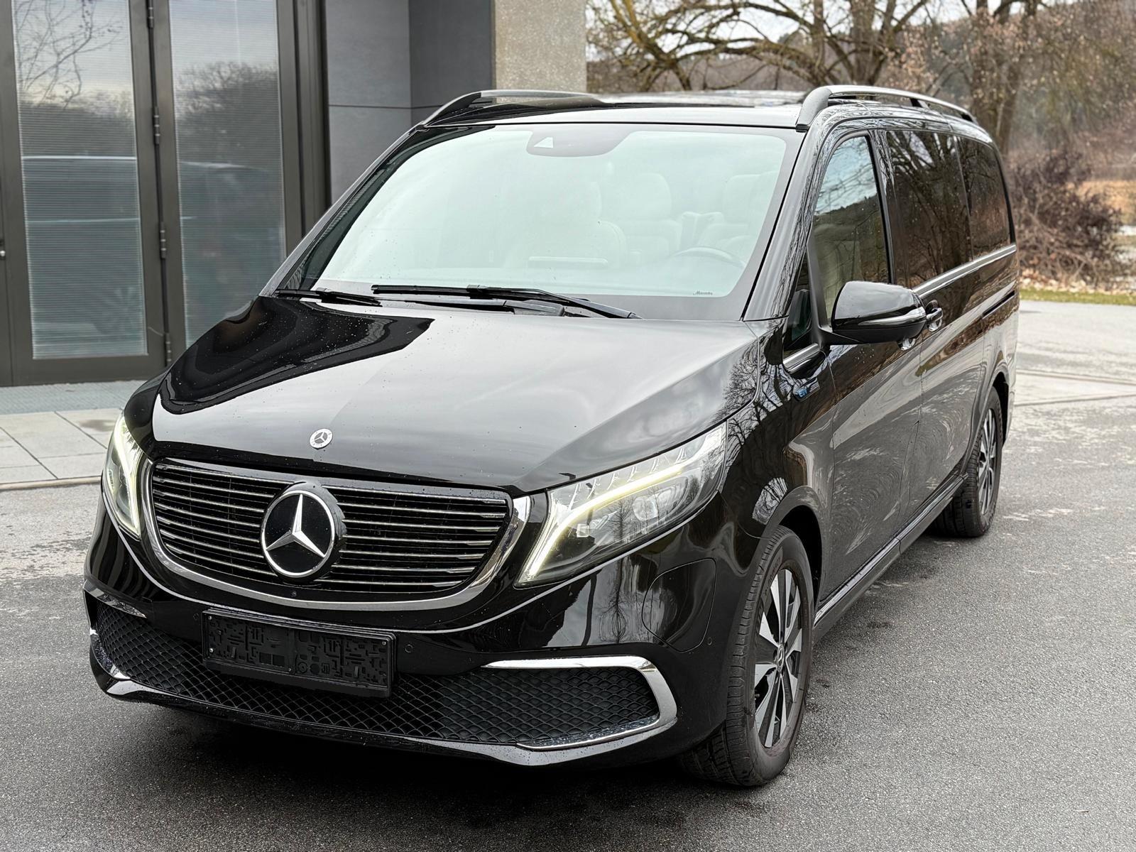 Mercedes-Benz EQV 300 Lang AVANTGARDE AMG *PANO*MBUX*8Sitz*360