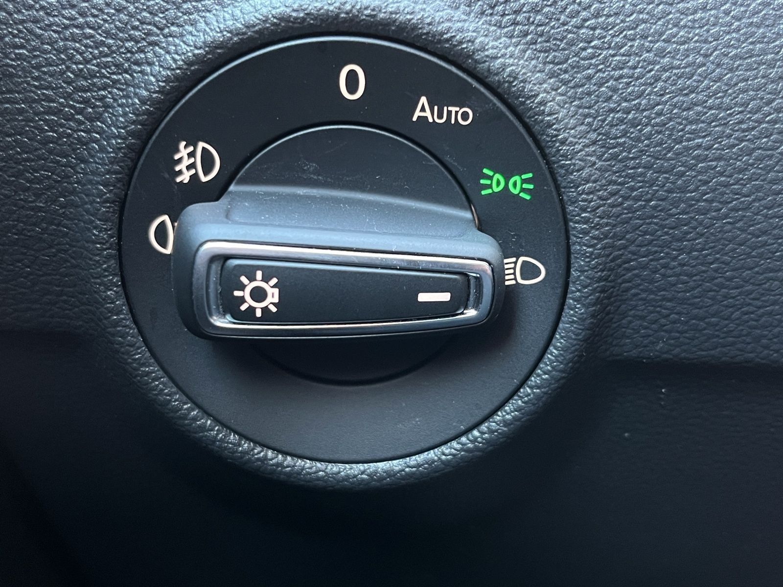 Volkswagen T-Roc - Bild 19