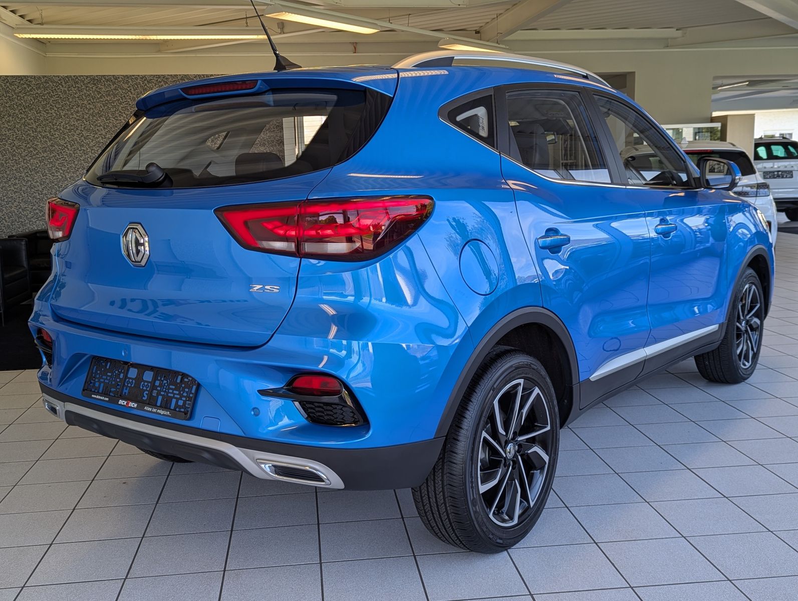 MG ZS