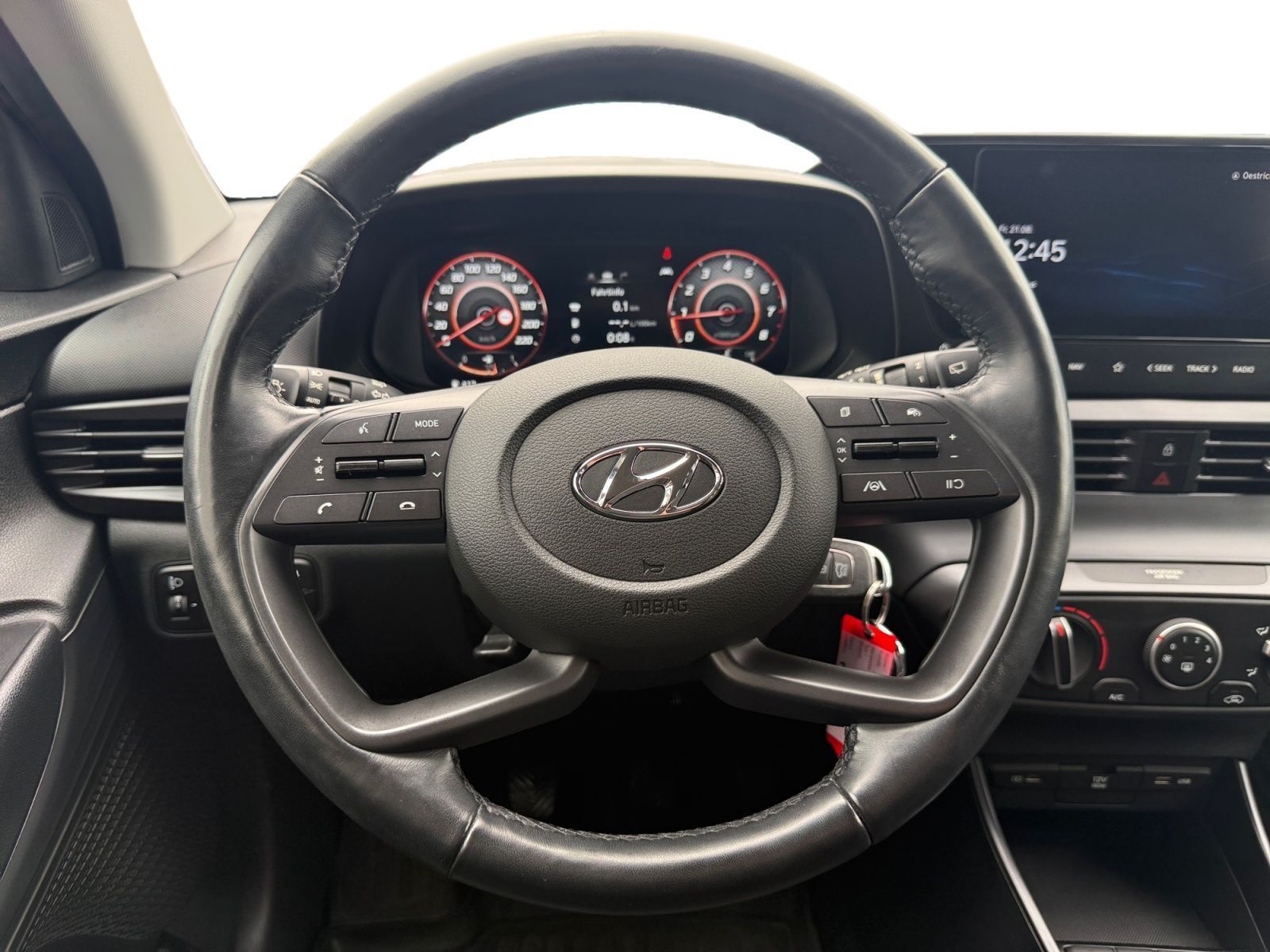 Fahrzeugabbildung Hyundai i20 1.2 Pure 1.HAND DAB TEMPO