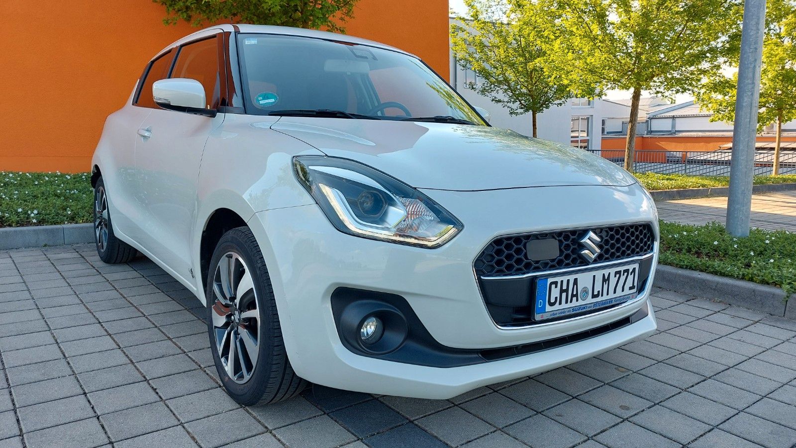 SUZUKI Swift
