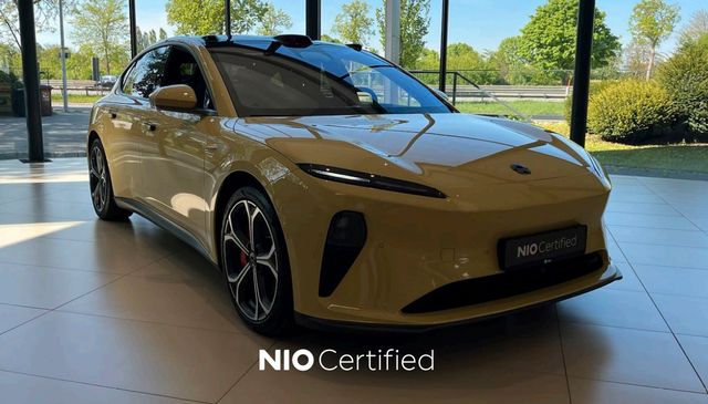 NIO ET5 Sedan Long Range BaaS
